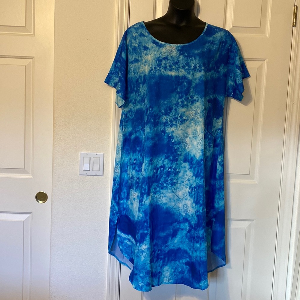 NWT Womens lightweight dress